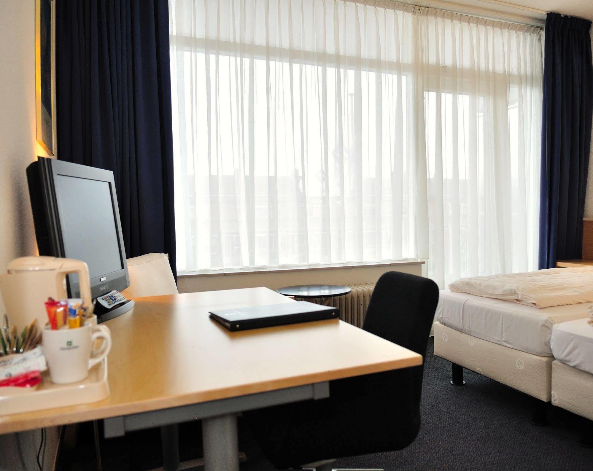 City Hotel Terneuzen Kültér fotó